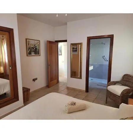 Cristina Villa La Guirra